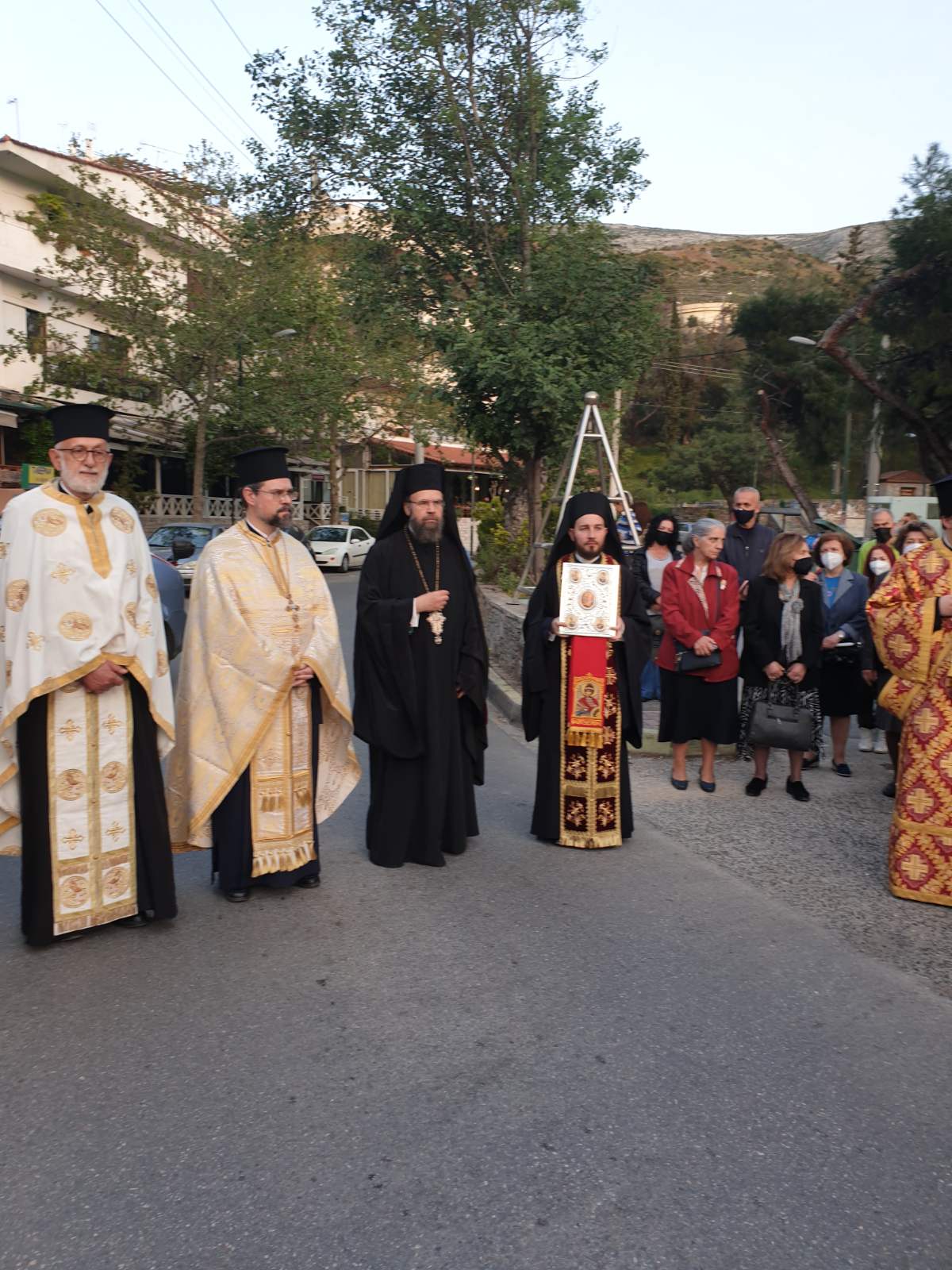 Η ΛΙΤΑΝΕΥΣΙΣ ΤΗΣ ΙΕΡΑΣ ΕΙΚΟΝΟΣ ΤΟΥ ΑΓΙΟΥ ΕΝΔΟΞΟΥ ΜΕΓΑΛΟΜΑΡΤΥΡΟΣ ΓΕΩΡΓΙΟΥ ΤΟΥ ΤΡΟΠΑΙΟΦΟΡΟΥ ΣΤΟΝ ΠΑΝΗΓΥΡΙΖΟΝΤΑ ΙΕΡΟ ΝΑΟ ΑΓΙΟΥ ΓΕΩΡΓΙΟΥ ΚΑΡΕΑ